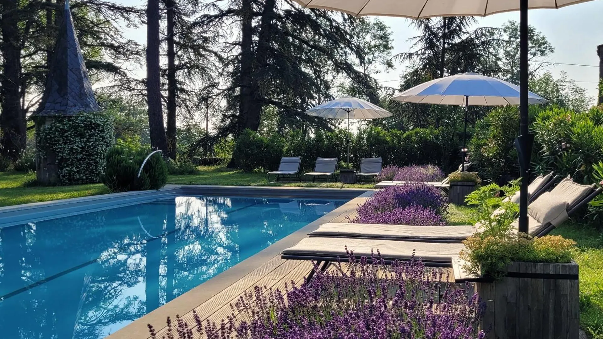 Bed & Breakfast Oh, Le Chateau! Almayrac France