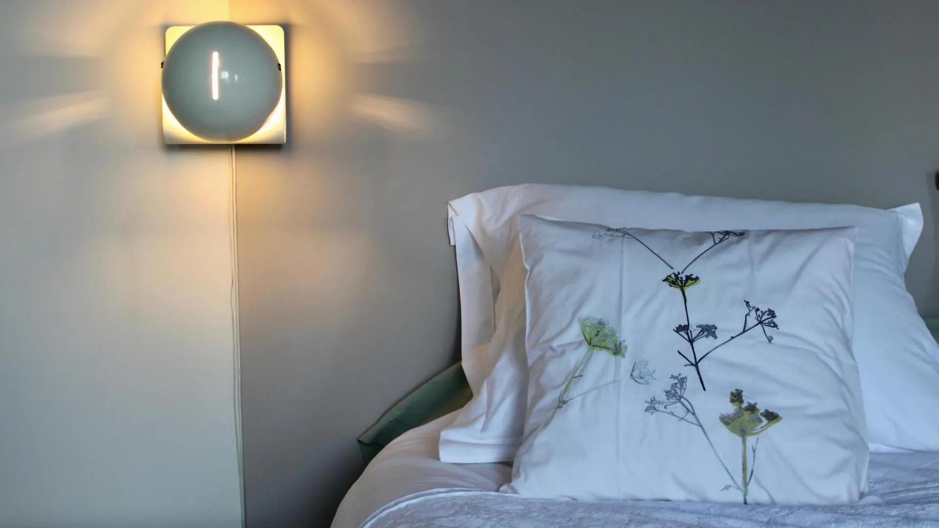 Oh, Le Chateau! Almayrac Bed & Breakfast