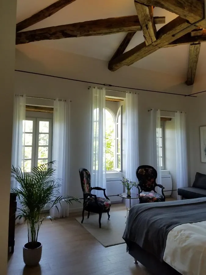 Oh, Le Chateau! Almayrac Bed & Breakfast